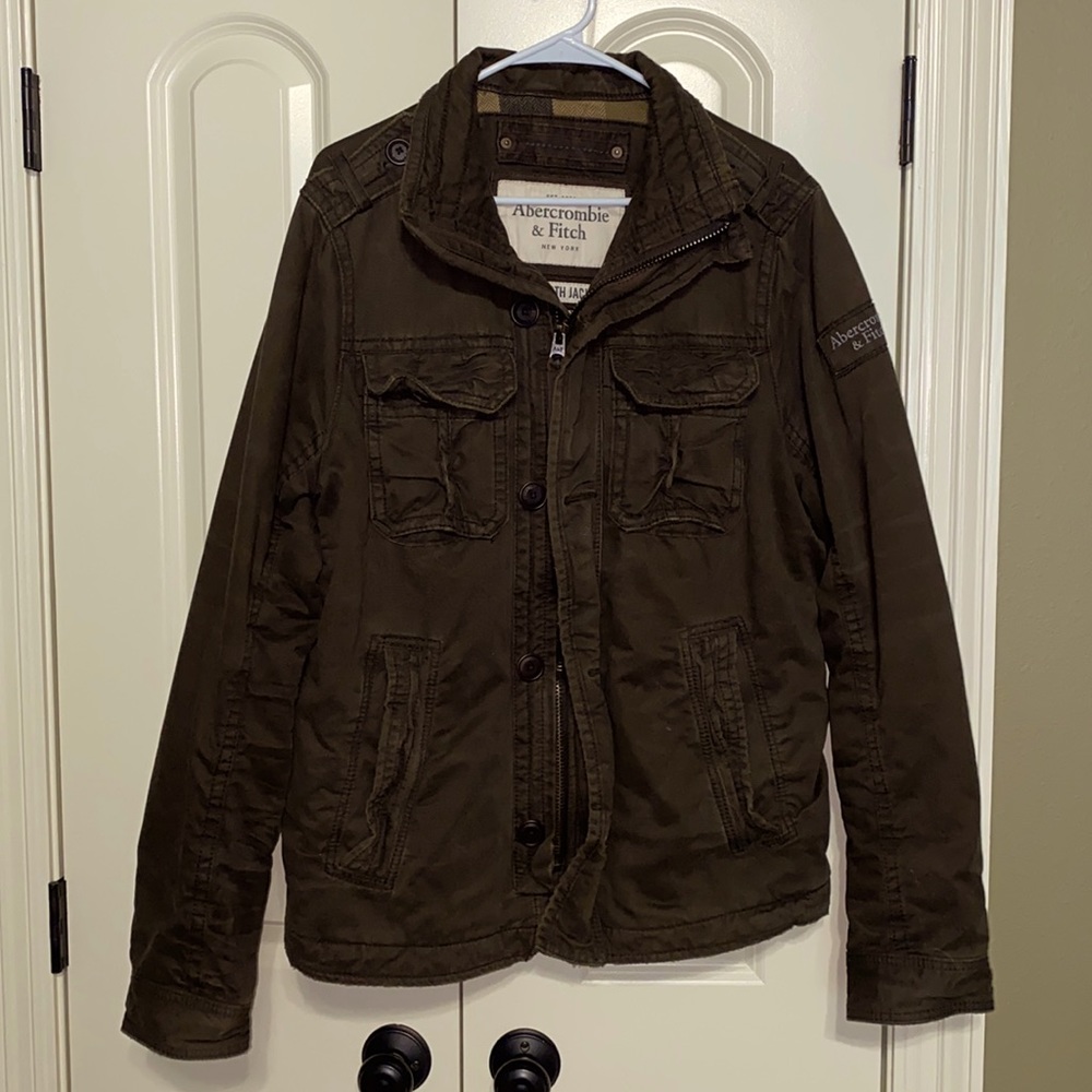 Abercrombie and Fitch large sawtooth jacket- brown